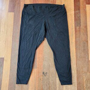 Old Navy Active Plus Size Extra High Rise Leggings Size 3X